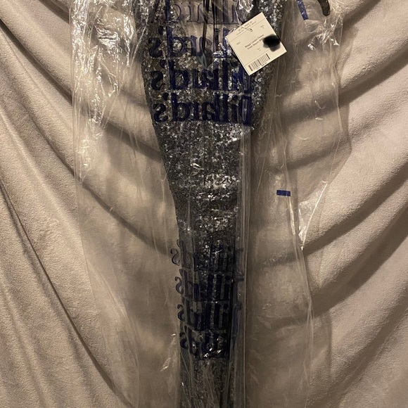 Maggy London Formal Green Sequin Dress - Picture 10 of 10